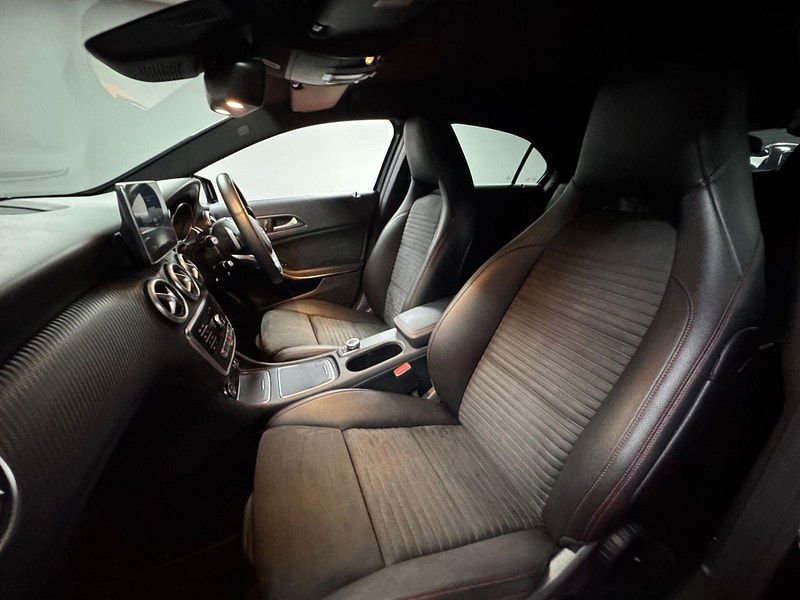 Mercedes-Benz A Class 2.1 A200d AMG Line (Premium) 7G-DCT Euro 6 (s/s) 5dr 5dr Automatic 2025