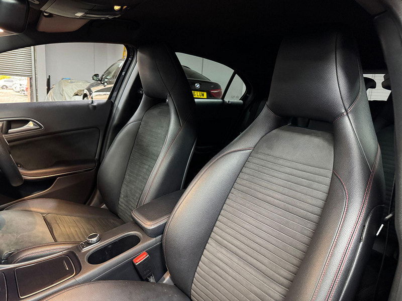 Mercedes-Benz A Class 2.1 A200d AMG Line (Premium) 7G-DCT Euro 6 (s/s) 5dr 5dr Automatic 2025