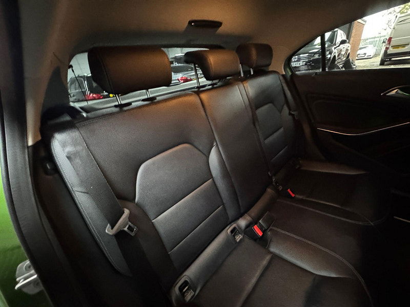 Mercedes-Benz A Class 2.1 A200d Sport (Premium) 7G-DCT Euro 6 (s/s) 5dr 5dr Automatic 2025