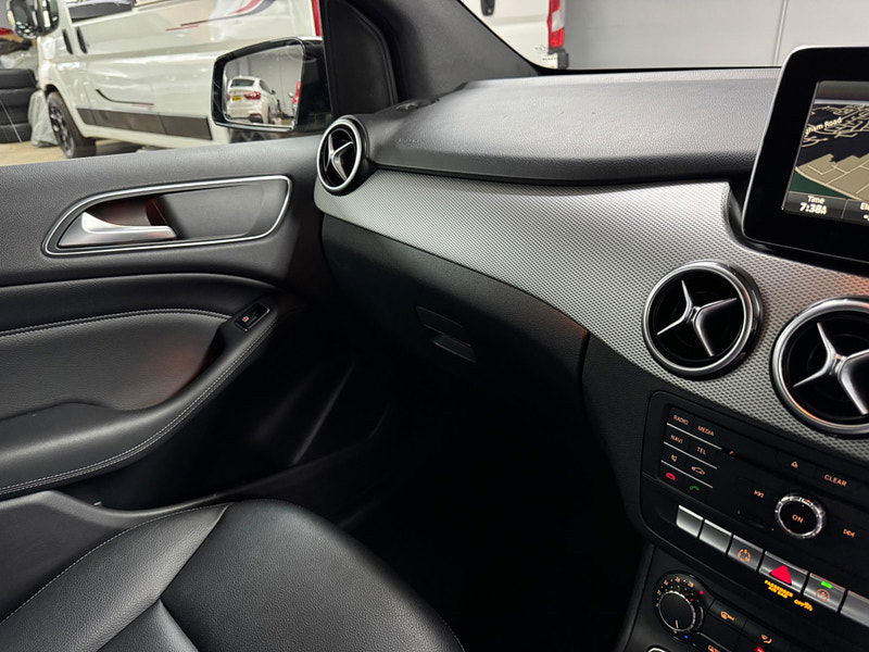 Mercedes-Benz B Class 1.5 B180 CDI Sport 7G-DCT Euro 6 (s/s) 5dr 5dr Automatic 2025