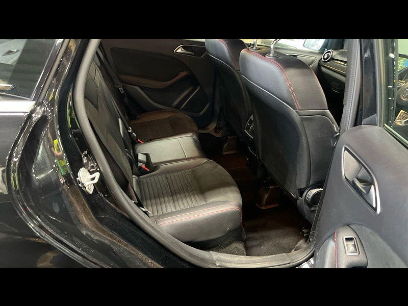 Mercedes-Benz B Class 2.1 B200d AMG Line (Executive) 7G-DCT Euro 6 (s/s) 5dr 5dr Automatic 2025
