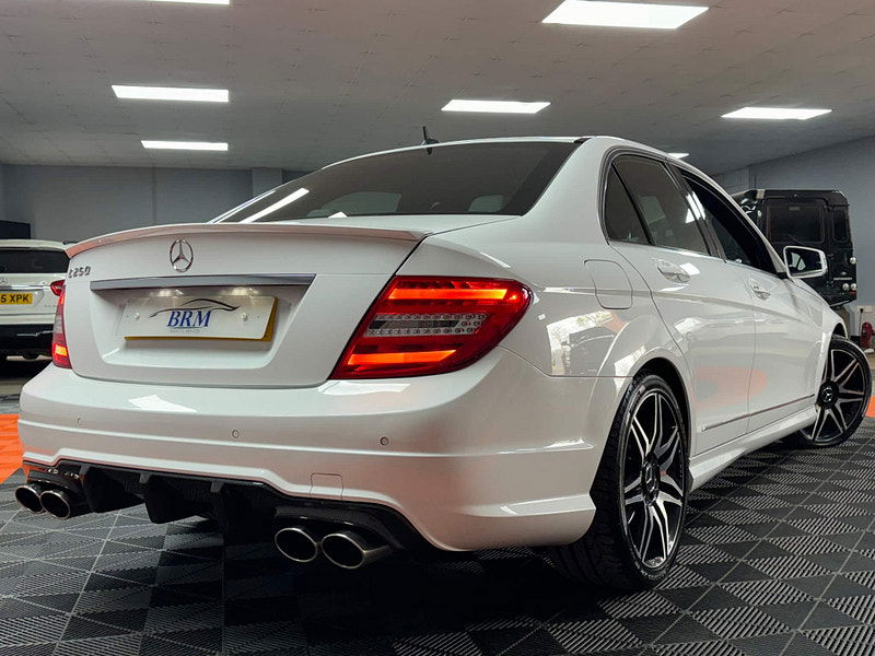 Mercedes-Benz C Class 2.1 C250 CDI BlueEfficiency AMG Sport Plus G-Tronic+ Euro 5 (s/s) 4dr 4dr Automatic 2025