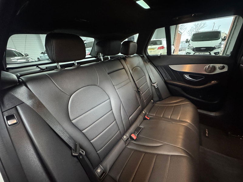 Mercedes-Benz C Class 2.1 C250d AMG Line (Premium Plus) 7G-Tronic+ Euro 6 (s/s) 5dr 5dr Automatic 2025