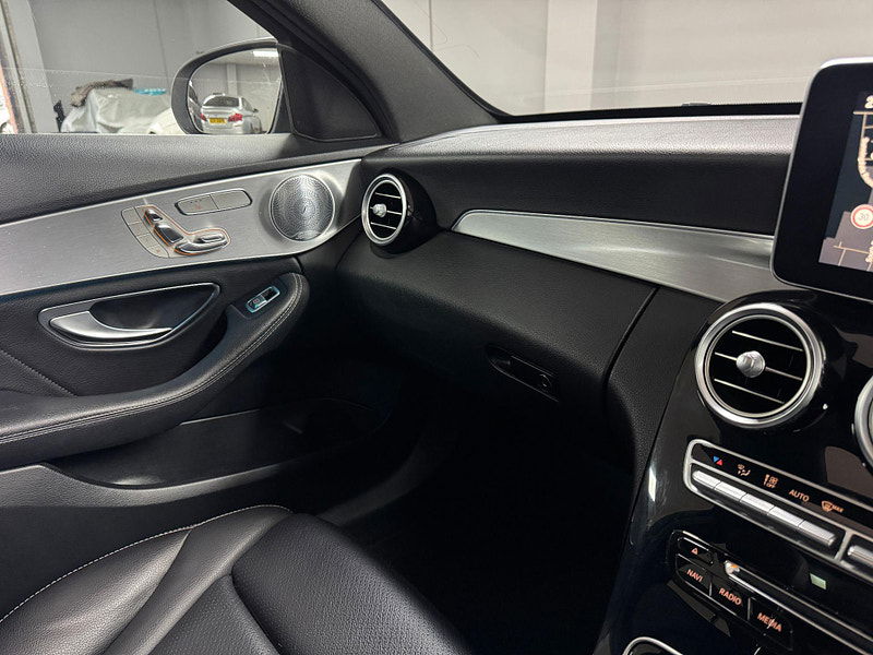 Mercedes-Benz C Class 2.1 C250d AMG Line (Premium Plus) 7G-Tronic+ Euro 6 (s/s) 5dr 5dr Automatic 2025