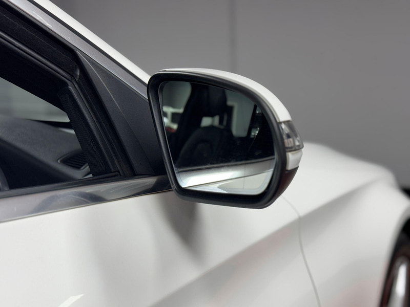 Mercedes-Benz C Class 2.1 C250d AMG Line (Premium Plus) 7G-Tronic+ Euro 6 (s/s) 5dr 5dr Automatic 2025