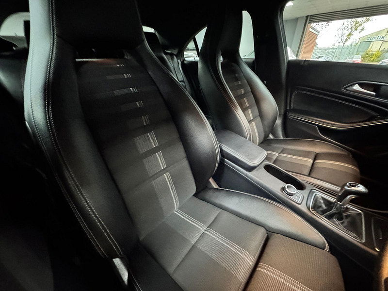 Mercedes-Benz CLA 2.1 CLA200d Sport Coupe Euro 6 (s/s) 4dr 4dr Manual 2025