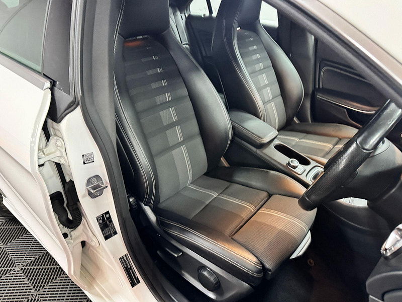 Mercedes-Benz CLA 2.1 CLA200d Sport Coupe Euro 6 (s/s) 4dr 4dr Manual 2025