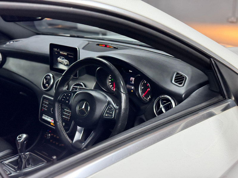 Mercedes-Benz CLA 2.1 CLA200d Sport Coupe Euro 6 (s/s) 4dr 4dr Manual 2025