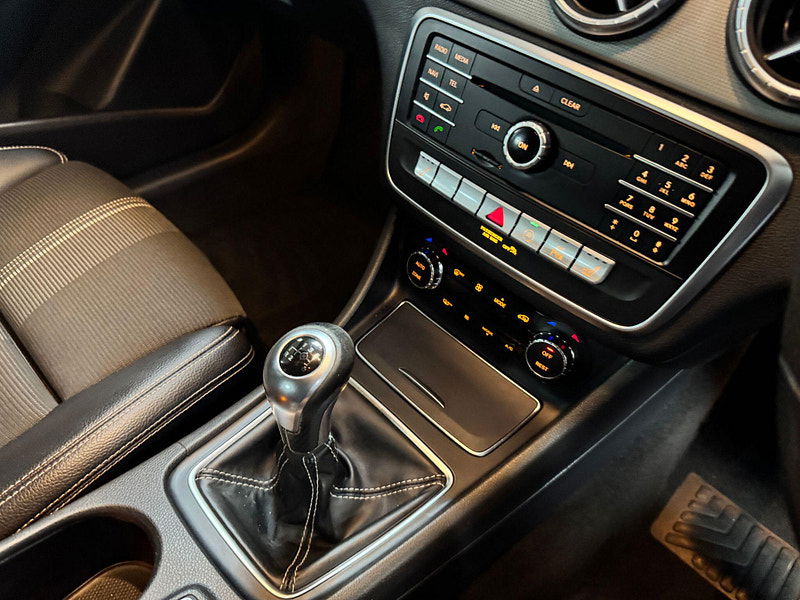 Mercedes-Benz CLA 2.1 CLA200d Sport Coupe Euro 6 (s/s) 4dr 4dr Manual 2025