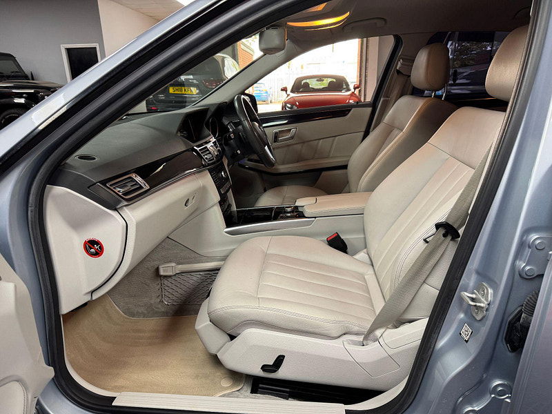 Mercedes-Benz E Class 3.0 E350 V6 BlueTEC AMG Night Edition G-Tronic+ Euro 6 (s/s) 4dr 4dr Automatic 2025