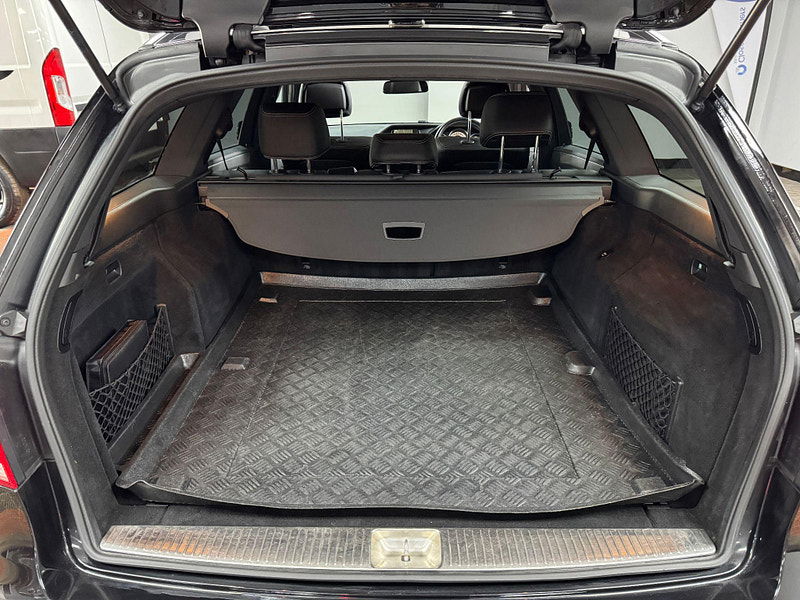 Mercedes-Benz E Class 3.0 E350 V6 BlueTEC AMG Night Edition (Premium) G-Tronic+ Euro 6 (s/s) 5dr 5dr Automatic 2025