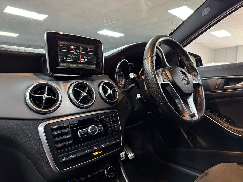 Mercedes-Benz GLA Class 2.1 GLA220 CDI Sport 7G-DCT 4MATIC Euro 6 (s/s) 5dr 5dr Automatic 2024