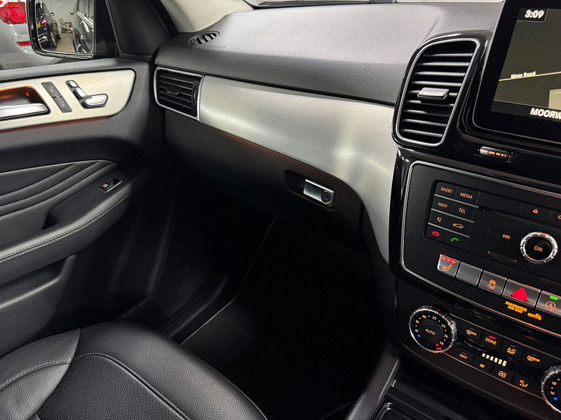 Mercedes-Benz GLE 3.0 GLE350d V6 AMG Line G-Tronic 4MATIC Euro 6 (s/s) 5dr 5dr Automatic 2026