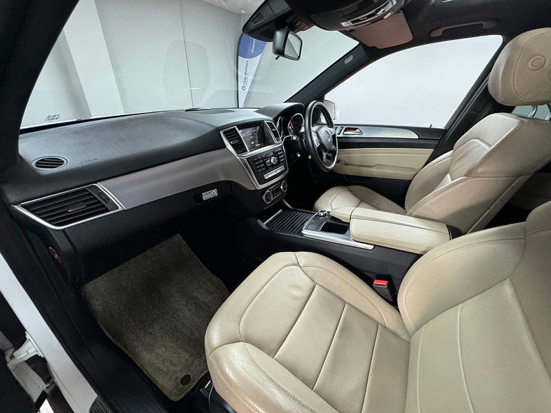 Mercedes-Benz M Class 3.0 ML350 V6 BlueTEC AMG Sport G-Tronic 4WD Euro 6 (s/s) 5dr 5dr Automatic 2025