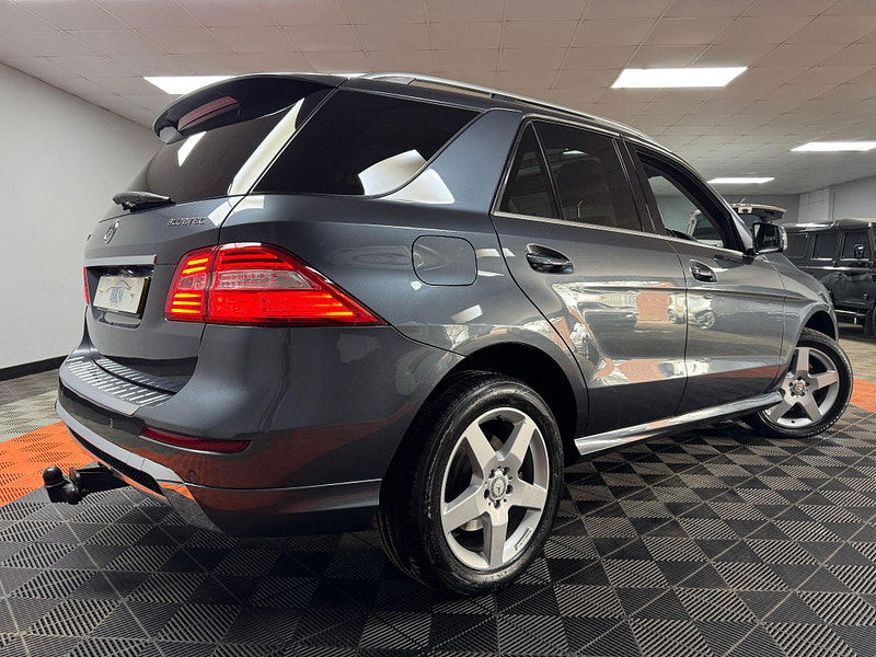 Mercedes-Benz M Class 3.0 ML350 V6 BlueTEC AMG Sport G-Tronic 4WD Euro 6 (s/s) 5dr 5dr Automatic 2025
