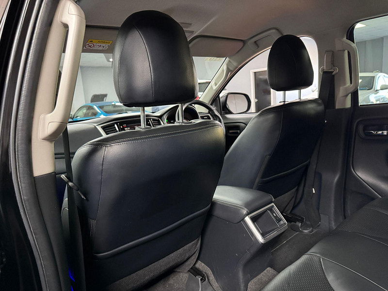 Mitsubishi L200 2.2 DI-D DC Barbarian Pickup Double Cab 4dr Diesel Manual 4WD Euro 6 (s/s) (150 ps) 4dr Manual 2026