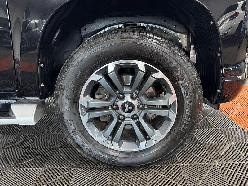 Mitsubishi L200 2.2 DI-D DC Barbarian Pickup Double Cab 4dr Diesel Manual 4WD Euro 6 (s/s) (150 ps) 4dr Manual 2026