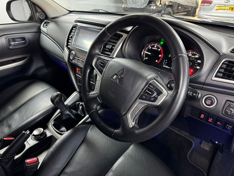 Mitsubishi L200 2.2 DI-D DC Barbarian Pickup Double Cab 4dr Diesel Manual 4WD Euro 6 (s/s) (150 ps) 4dr Manual 2026