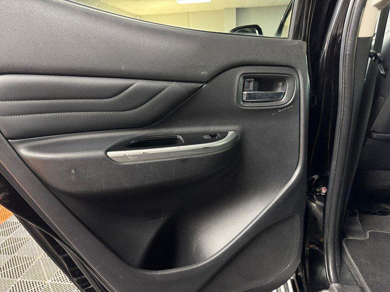 Mitsubishi L200 2.2 DI-D DC Barbarian Pickup Double Cab 4dr Diesel Manual 4WD Euro 6 (s/s) (150 ps) 4dr Manual 2026