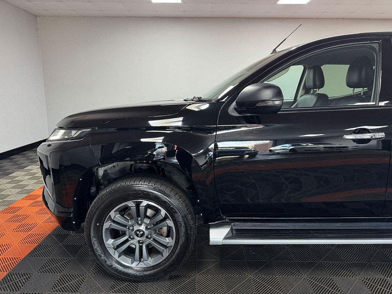 Mitsubishi L200 2.2 DI-D DC Barbarian Pickup Double Cab 4dr Diesel Manual 4WD Euro 6 (s/s) (150 ps) 4dr Manual 2026