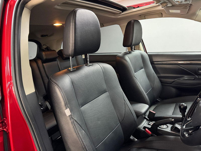 Mitsubishi Outlander 2.2 DI-D GX4 4WD Euro 6 (s/s) 5dr 5dr Manual 2025