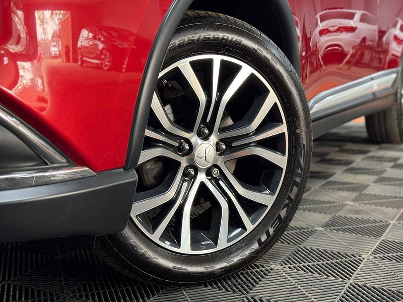 Mitsubishi Outlander 2.2 DI-D GX4 4WD Euro 6 (s/s) 5dr 5dr Manual 2025
