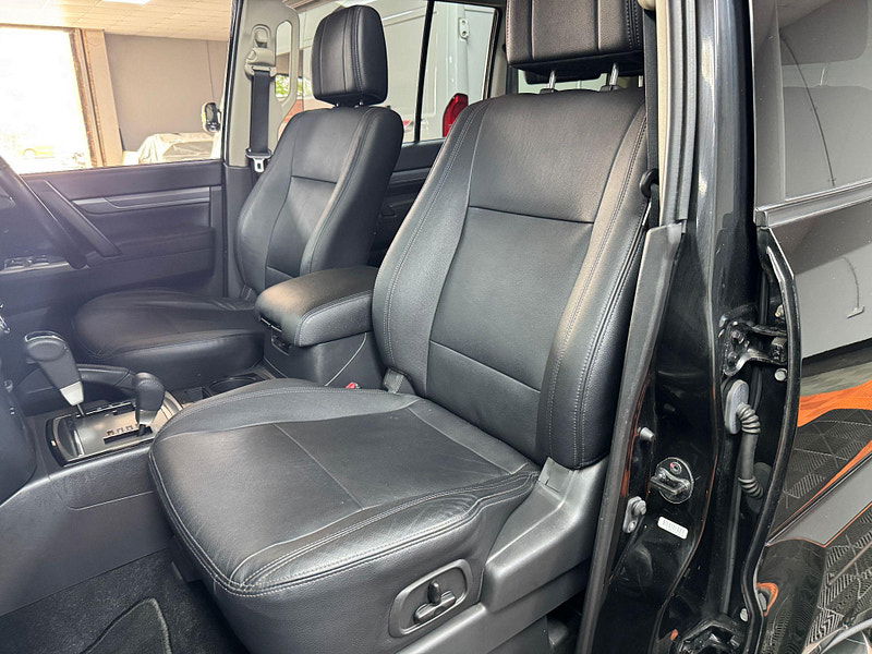 Mitsubishi Shogun 3.2 DI-DC SG3 Auto 4WD Euro 6 5dr LWB 5dr Automatic 2025