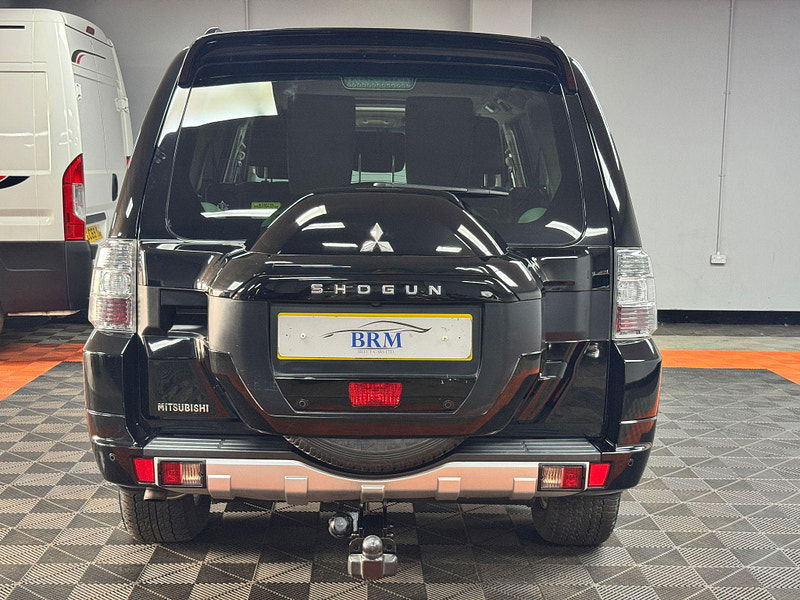 Mitsubishi Shogun 3.2 DI-DC SG3 Auto 4WD Euro 6 5dr LWB 5dr Automatic 2025