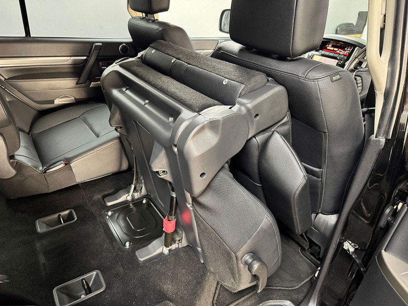Mitsubishi Shogun 3.2 DI-DC SG3 Auto 4WD Euro 6 5dr LWB 5dr Automatic 2025