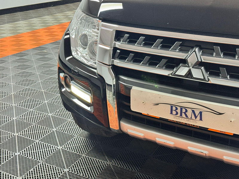 Mitsubishi Shogun 3.2 DI-DC SG3 Auto 4WD Euro 6 5dr LWB 5dr Automatic 2025