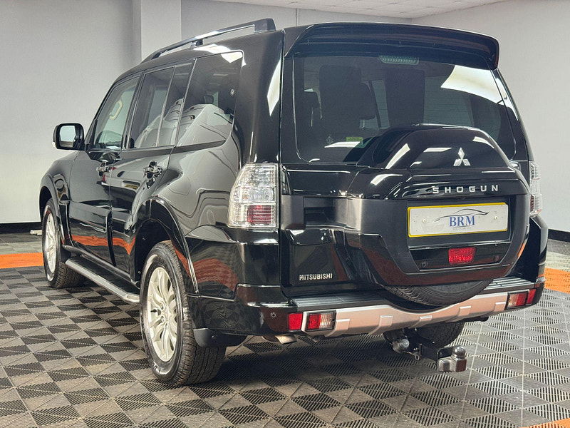 Mitsubishi Shogun 3.2 DI-DC SG3 Auto 4WD Euro 6 5dr LWB 5dr Automatic 2025