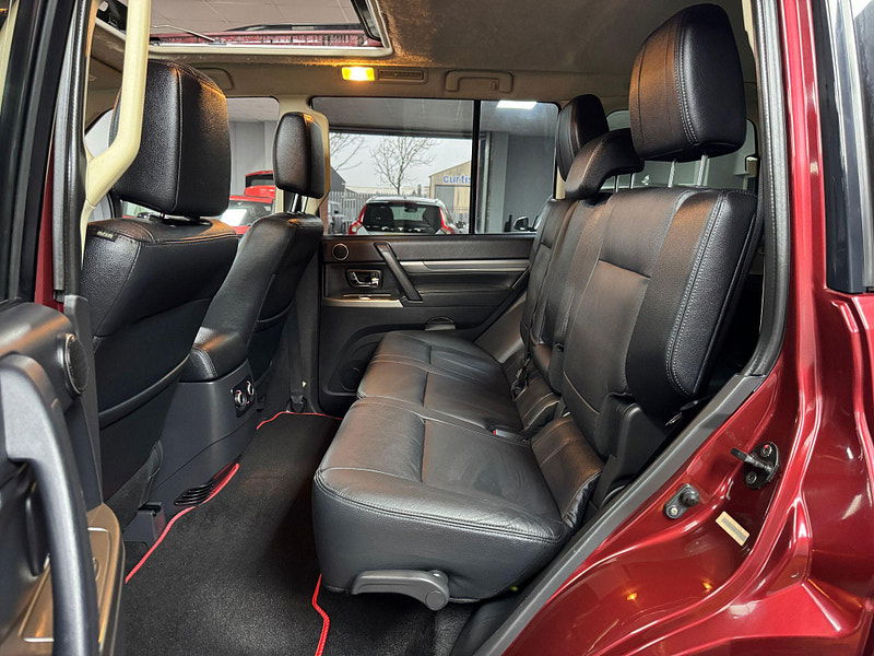 Mitsubishi Shogun 3.2 DI-DC SG3 Auto 4WD Euro 6 5dr LWB 5dr Automatic 2026