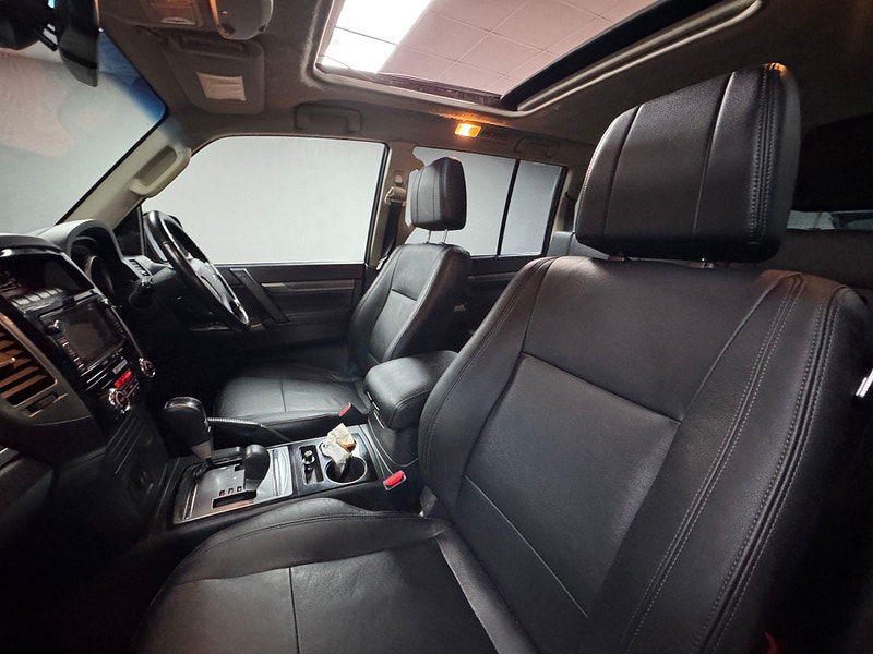 Mitsubishi Shogun 3.2 DI-DC SG3 Auto 4WD Euro 6 5dr LWB 5dr Automatic 2026