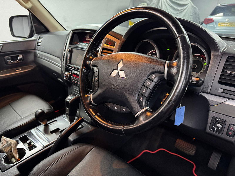 Mitsubishi Shogun 3.2 DI-DC SG3 Auto 4WD Euro 6 5dr LWB 5dr Automatic 2026