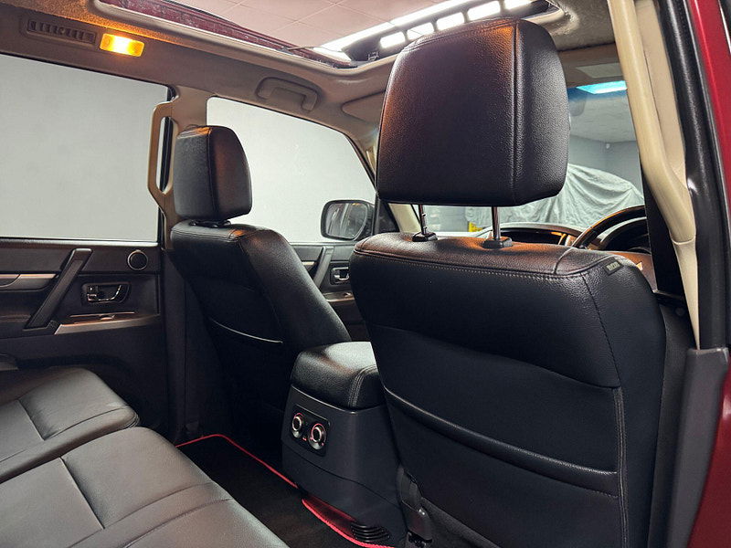 Mitsubishi Shogun 3.2 DI-DC SG3 Auto 4WD Euro 6 5dr LWB 5dr Automatic 2026