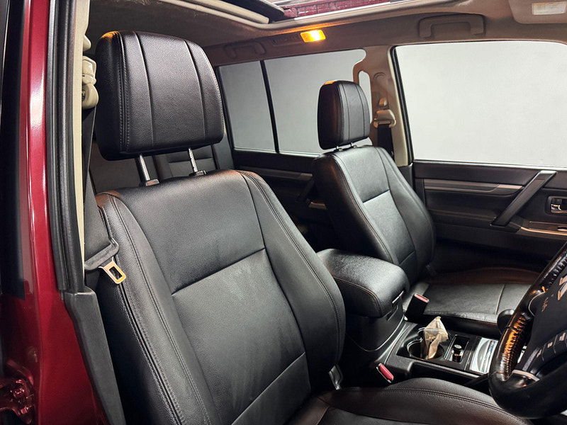 Mitsubishi Shogun 3.2 DI-DC SG3 Auto 4WD Euro 6 5dr LWB 5dr Automatic 2026