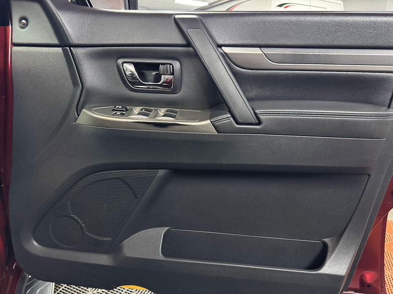 Mitsubishi Shogun 3.2 DI-DC SG3 Auto 4WD Euro 6 5dr LWB 5dr Automatic 2026