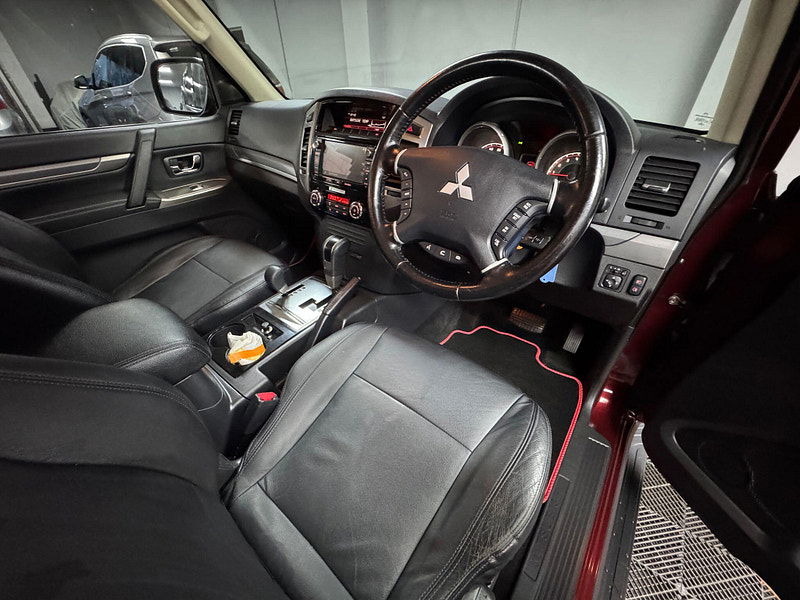 Mitsubishi Shogun 3.2 DI-DC SG3 Auto 4WD Euro 6 5dr LWB 5dr Automatic 2026