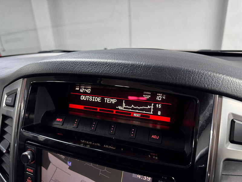 Mitsubishi Shogun 3.2 DI-DC SG3 Auto 4WD Euro 6 5dr LWB 5dr Automatic 2026