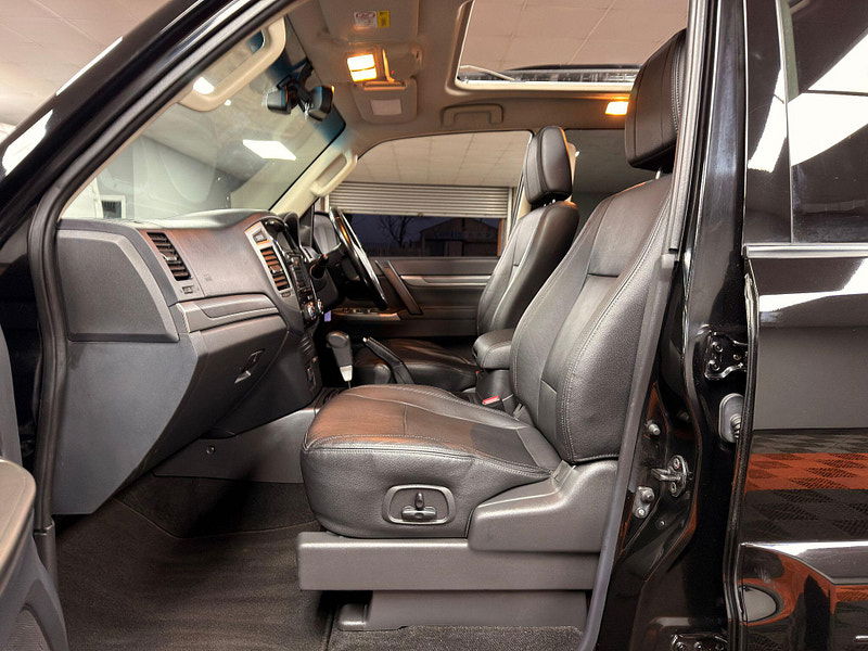 Mitsubishi Shogun 3.2 DI-DC SG3 Auto 4WD Euro 6 5dr LWB 5dr Automatic 2026