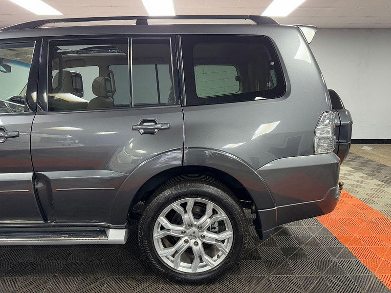 Mitsubishi Shogun 3.2 DI-DC SG5 Auto 4WD Euro 6 5dr LWB 5dr Automatic 2025