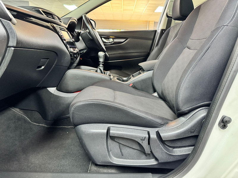 Nissan Qashqai 1.6 dCi N-Connecta 2WD Euro 6 (s/s) 5dr 5dr Manual 2025