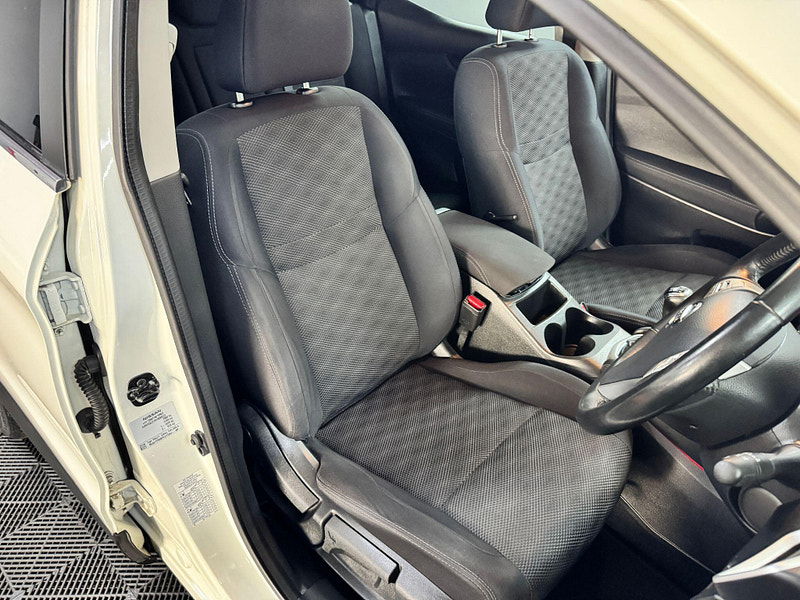 Nissan Qashqai 1.6 dCi N-Connecta 2WD Euro 6 (s/s) 5dr 5dr Manual 2025