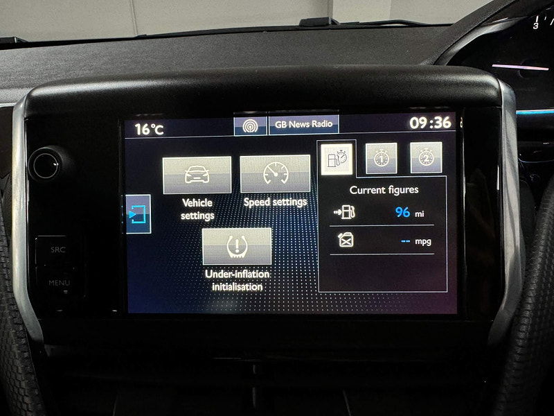 Peugeot 2008 1.6 BlueHDi Allure Euro 6 5dr 5dr Manual 2025