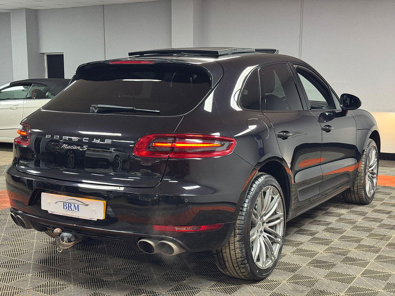 Porsche Macan 3.0 TD V6 S PDK 4WD Euro 6 (s/s) 5dr 5dr Automatic 2024