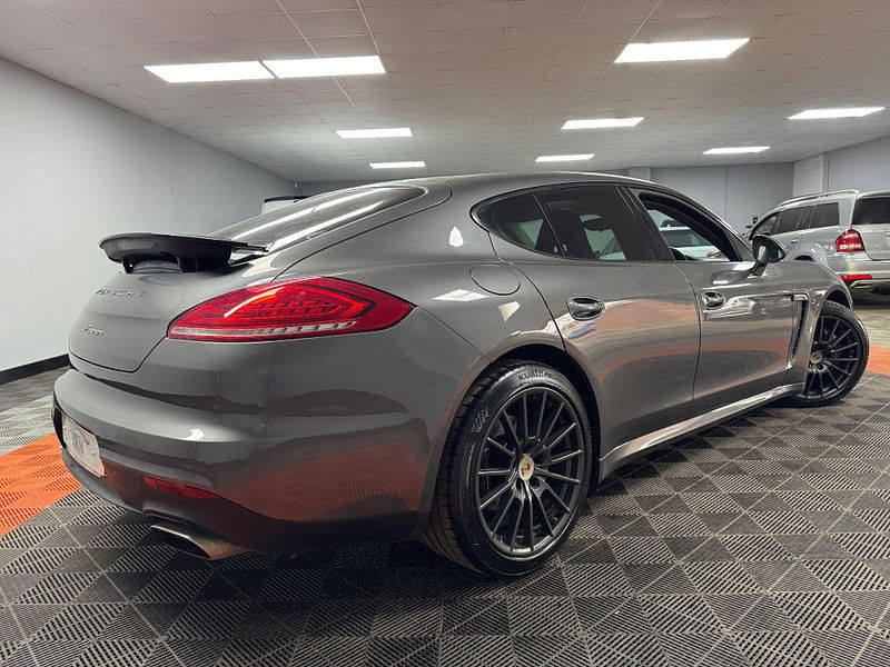 Porsche Panamera 3.0D V6 TiptronicS Euro 5 (s/s) 5dr 5dr Automatic 2024