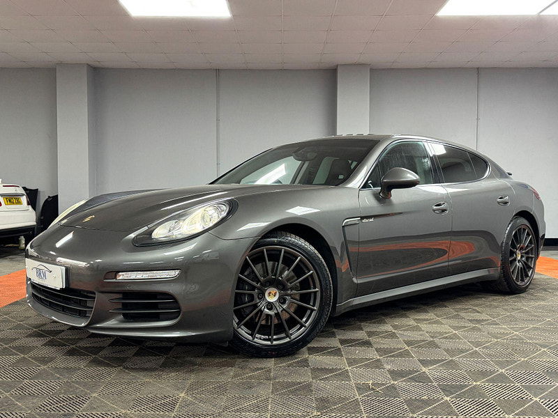 Porsche Panamera 3.0D V6 TiptronicS Euro 5 (s/s) 5dr 5dr Automatic 2024