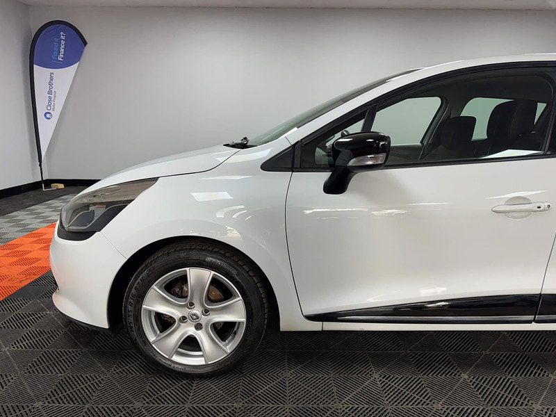 Renault Clio 1.2 16V Dynamique MediaNav Euro 5 5dr 5dr Manual 2024