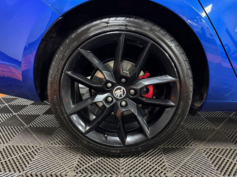 Skoda Octavia 2.0 TDI vRS DSG 4WD Euro 6 (s/s) 5dr 5dr Automatic 2026