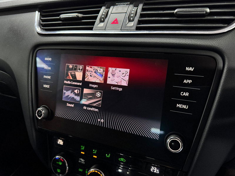 Skoda Octavia 2.0 TDI vRS DSG 4WD Euro 6 (s/s) 5dr 5dr Automatic 2026